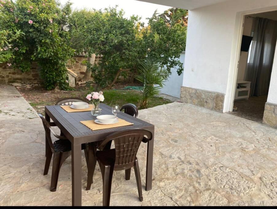 Apartamento Bonita Casa En Bolonia Exterior foto